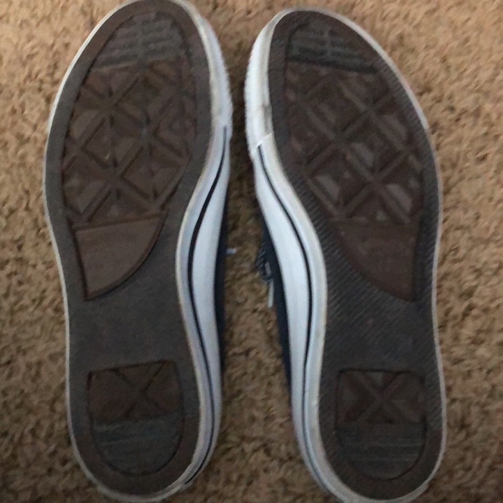Blue Converse - Picture 4 of 4